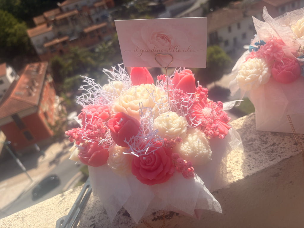 Douce Étreinte Florale